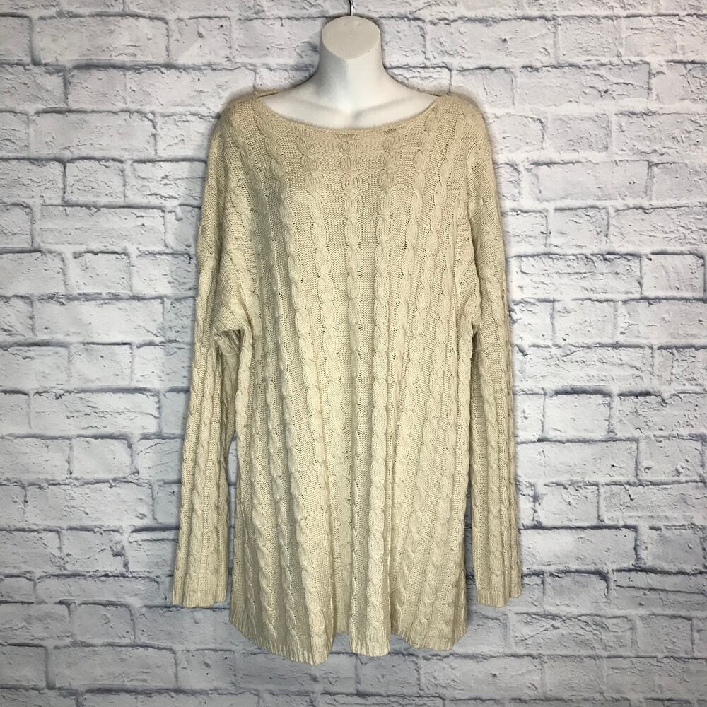Cable Knit Large Sweater